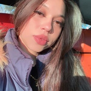 Meet your Posher, Dalilah